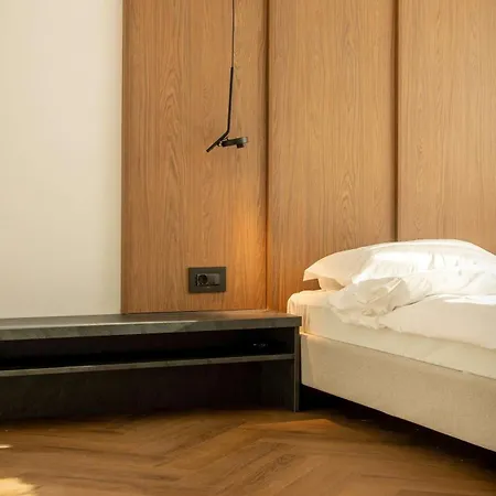 Joy Nicolae Iorga 3 Appartement *