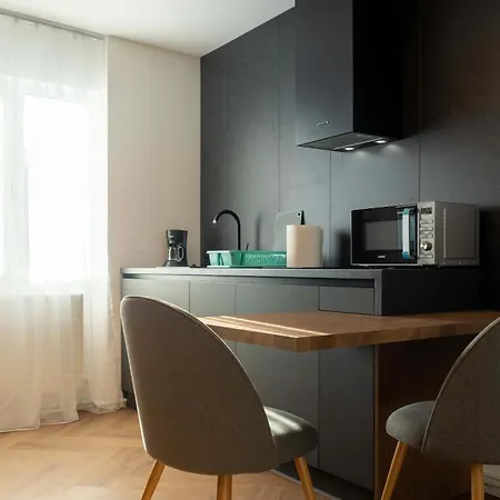 Joy Nicolae Iorga 3 Appartement *